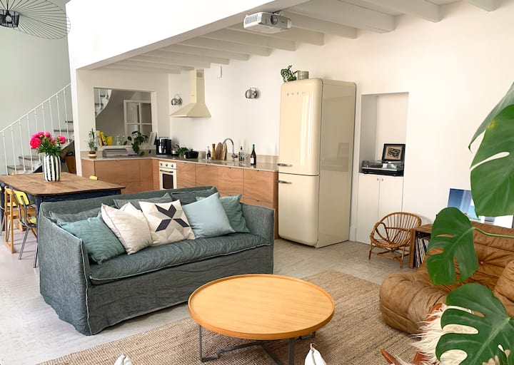 Maison D'architecte En Plein Centre Avec Garage - Montpellier