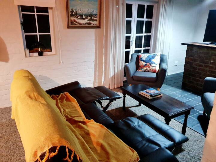 Idyllic Seaside Escape With All The Comforts - Gansbaai