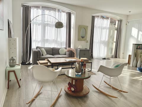 Top Airbnb: Old distillery of Besancon + free parking in front à Besançon