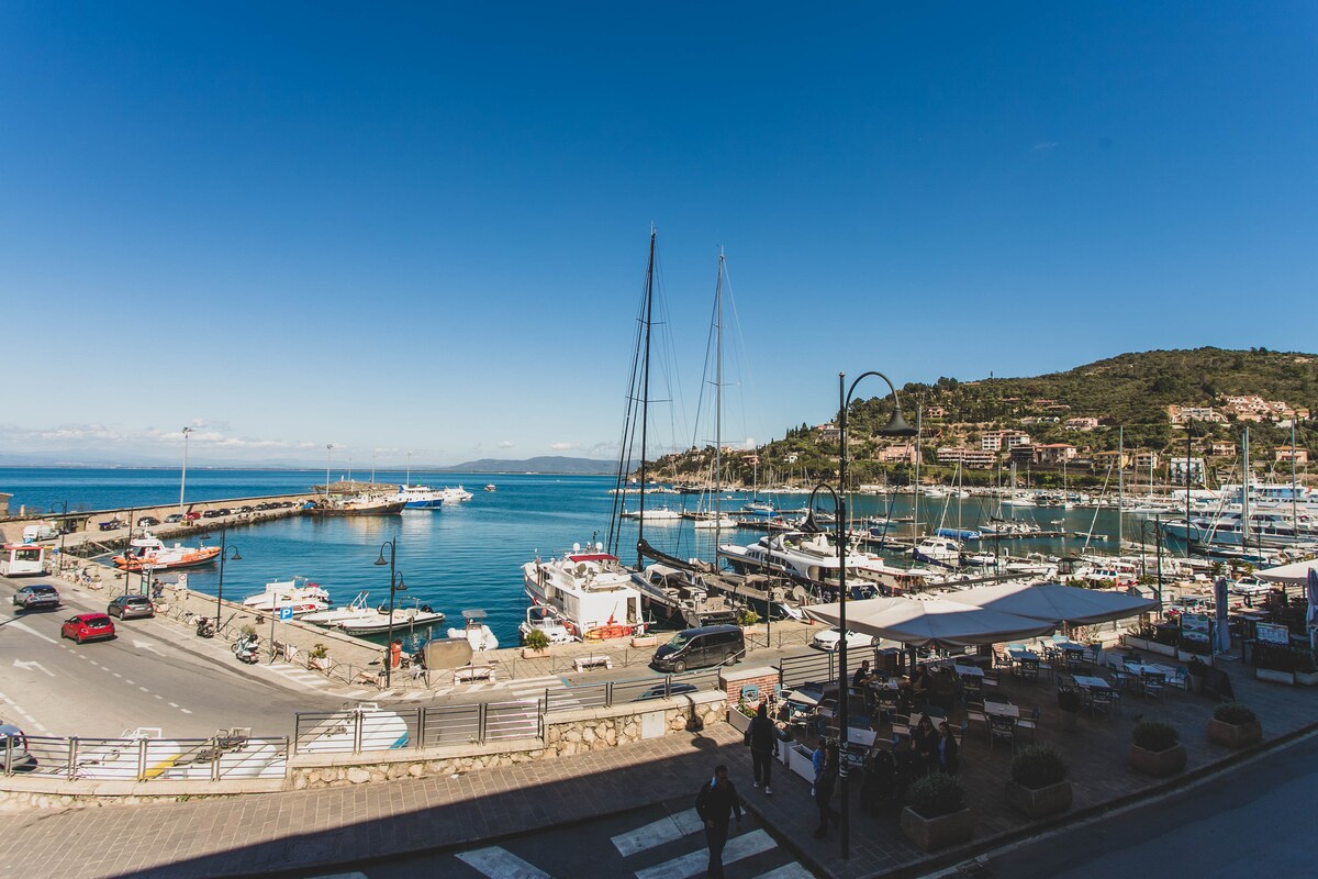B\u0026B in Porto Cala Del Gesso - Condominiums for Rent in Porto Santo Stefano,  Toscana, Italy - Airbnb, image size:1200x800