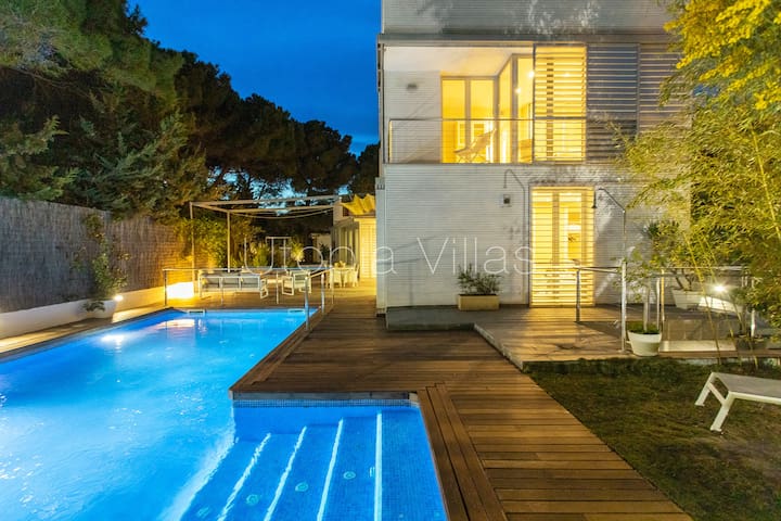 Utopia Villas managed Airbnb listing 3