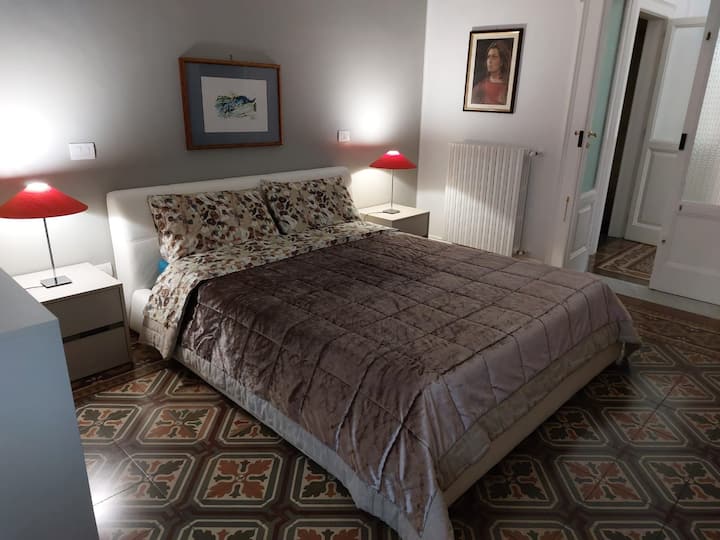 Elegant apartment in the village of Taranto Apartments for Rent in