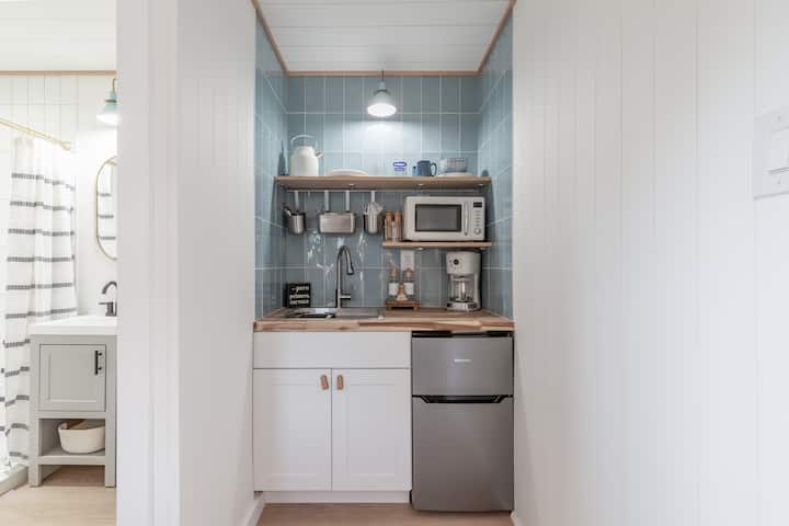 Tiny Cottage By Bay Close To Cape May & Wildwood - 빌라
