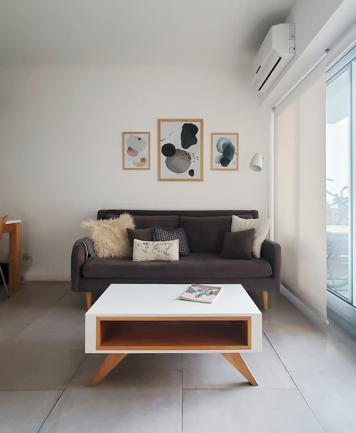 Однокомнатная квартира в Núñez с балконом, зоной гриля, бассейном и садом