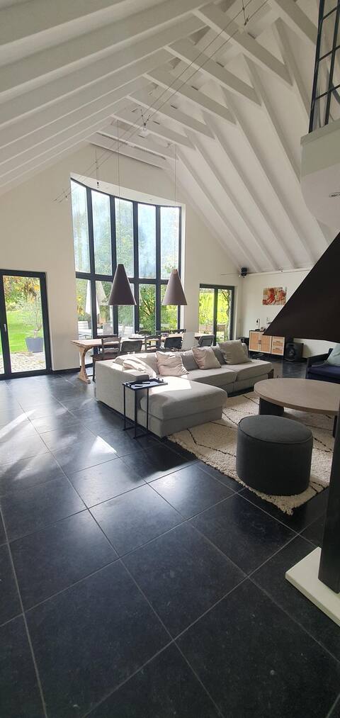 Bright villa south of Brussels /full nature