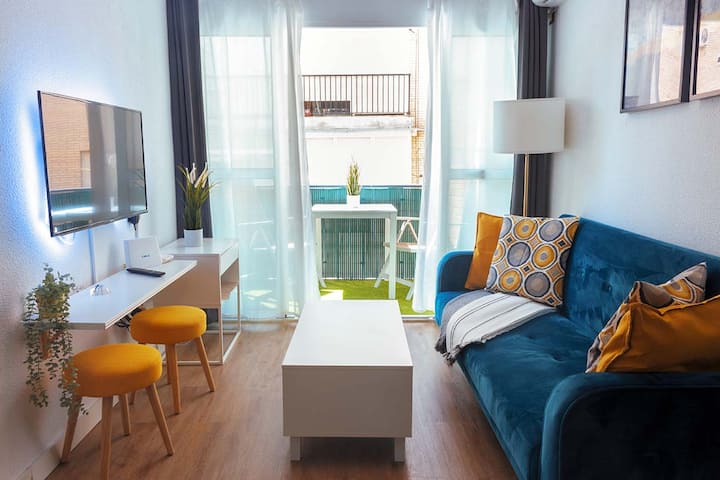 Apartment In Triana Terrace (3 Bdr, 2 Bath, Ac) - Seville