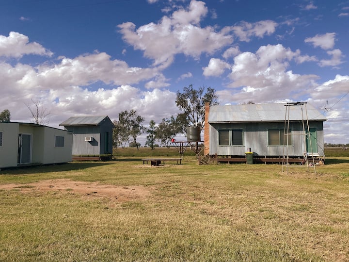Woodside Huts Farm stays for Rent in Coonamble, New South Wales, Australia Airbnb