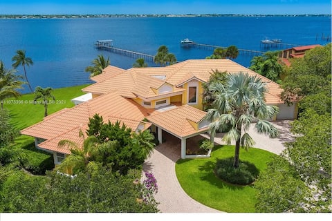 Stuart Riverside Home w/ Pool & Hot Tub!