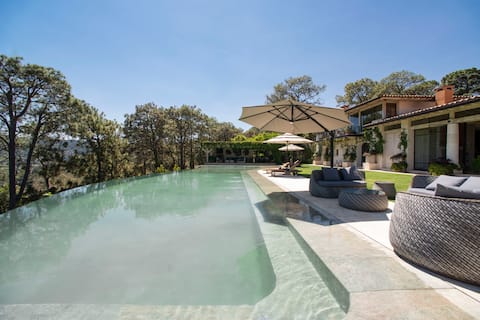 Casa La Ceiba: House in Avándaro w/ access to Lake