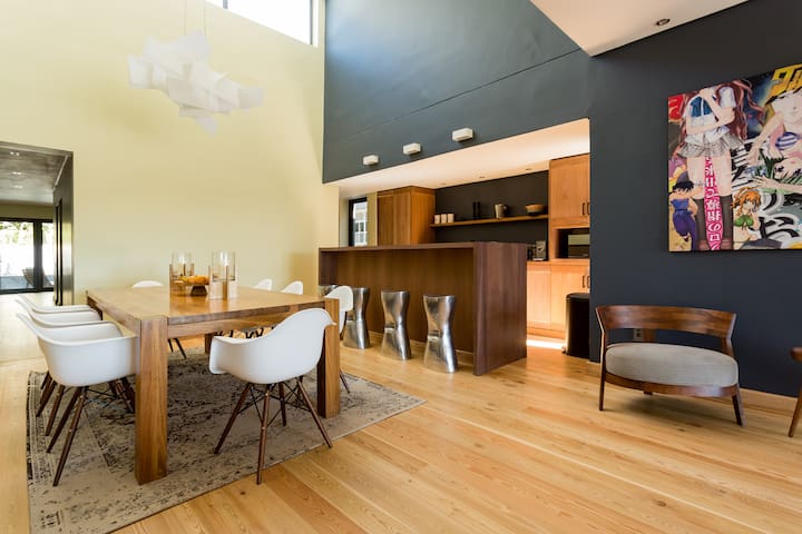 Solar Powered | Designer Villa | Pool & Views