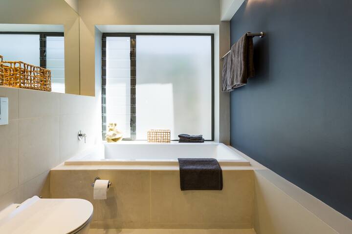 Solar Powered | Designer Villa | Pool & Views gallery image 4