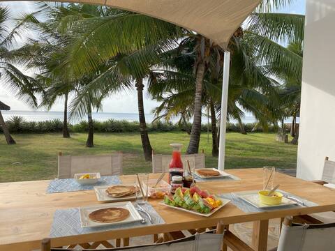 Spacious beachfront villa near Mtwapa (Mombasa)