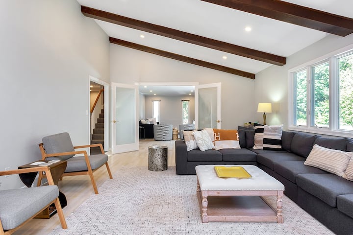 Fairfield! 5 Bedroom, 3.5 Bath On Cul-de-sac - Fairfield Beach, CT