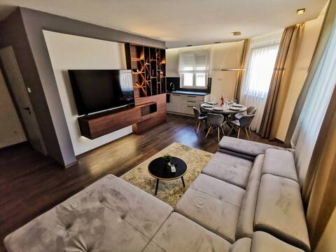 Batthyány Deluxe Home/Downtown Győr -4 +2people