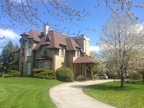 Historical Replica McDermott Castle