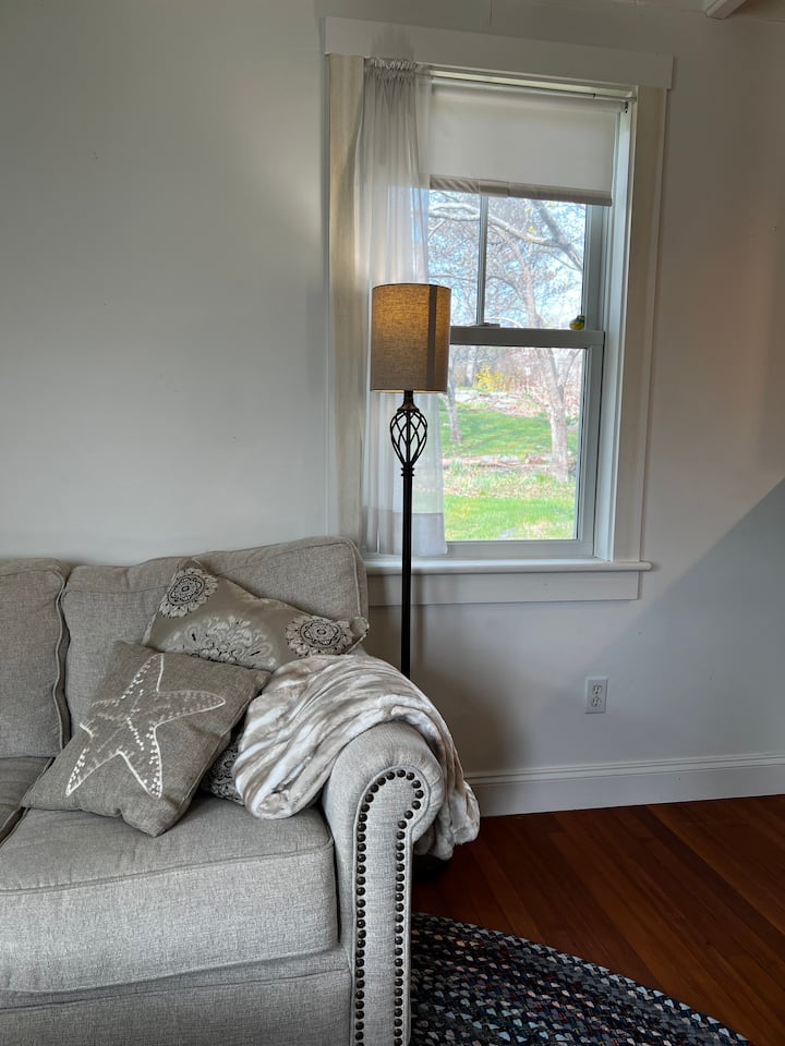 Classic, Adorable Cottage By The Seaside. - Belfast, ME