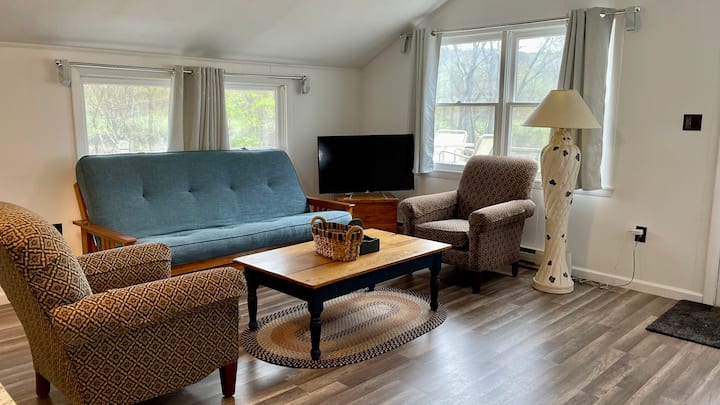 1-bed Unit 3/4 Mi. From Gb Dwntwn. - Great Barrington, MA