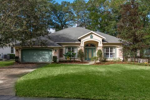 4 BR Heat-Pump Pool House!