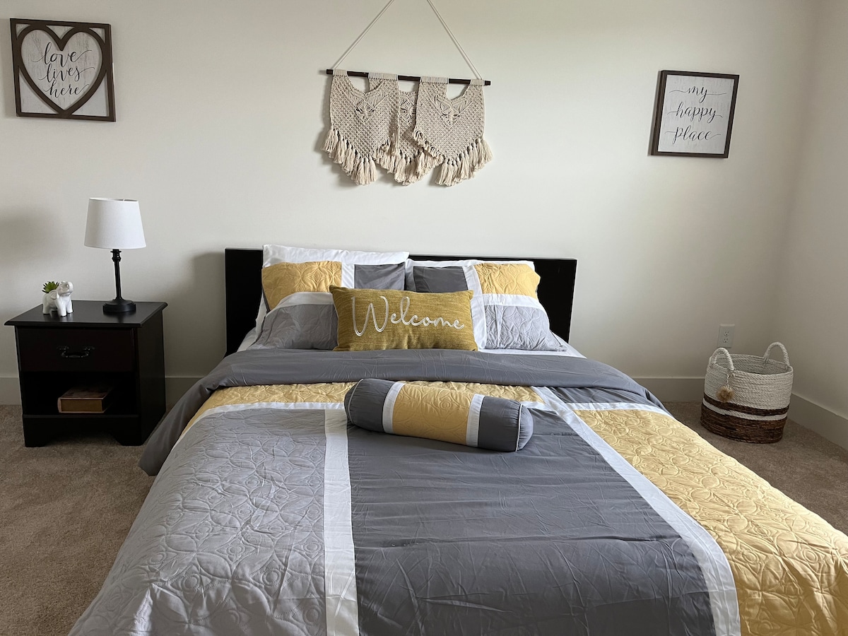 Modern & Spacious SweetHome .!