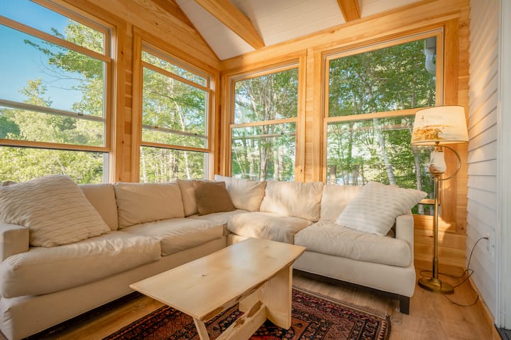 Waterfront House: Kayaks, Firepit, Fishing, Golf - New Hampshire (State)