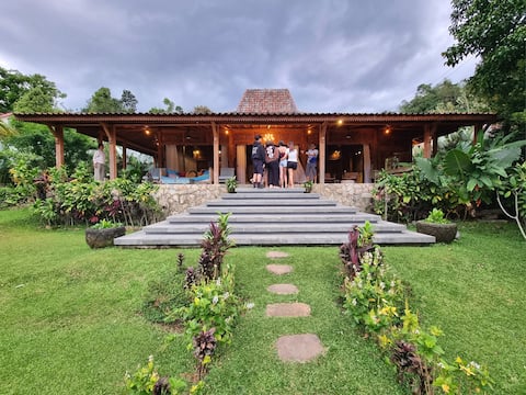 Villa Joglo Omah Kempalan Sentul/Pool/6BR