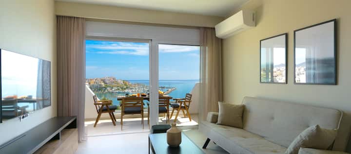 Private Rooftop Jacuzzi & Luxury Apartment - Agios Nikolaos