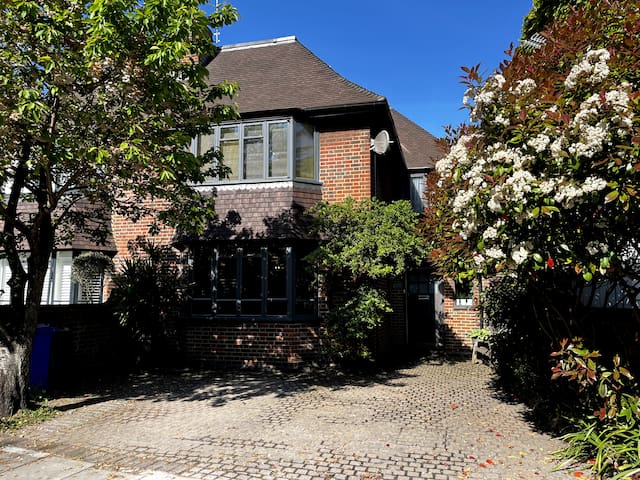 Stunning home in wonderful central London location