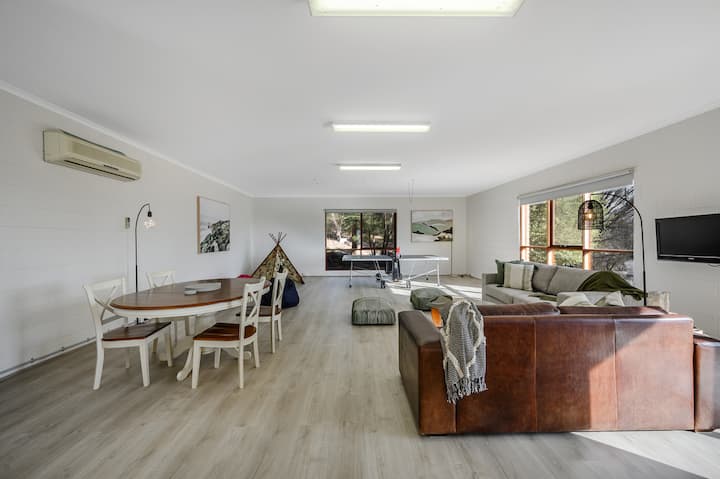 غرفة المعيشة