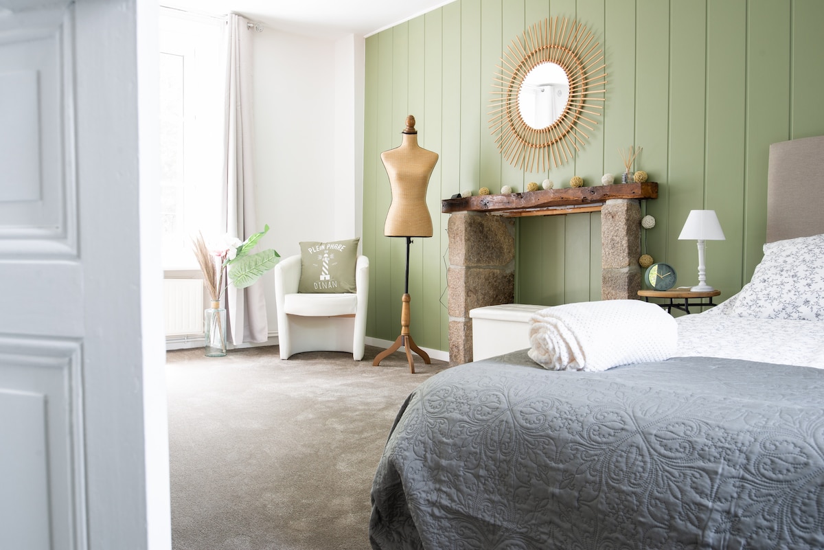 Chambre 1  /  Etage 1