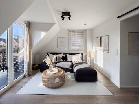 Leistungsstarkes Airbnb: BEACH house Nº 5 Vacation rental on the dike in Sankt Peter Ording