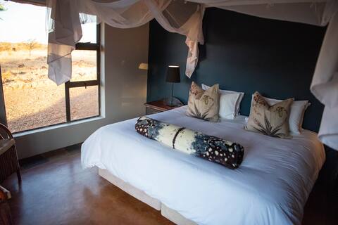 Morakane Safari Lodge 2-bedroom unit