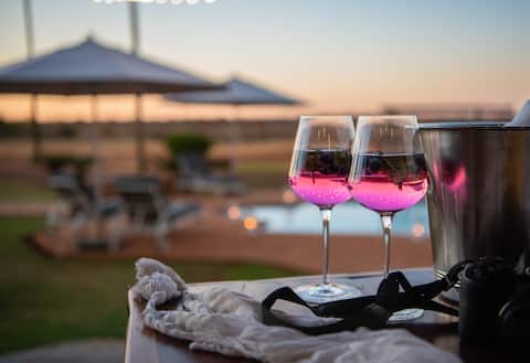 Morakane Safari Lodge 6-Sleeper unit