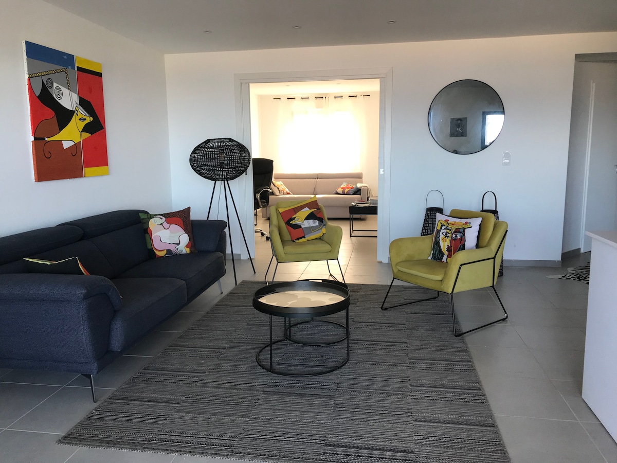 Top Airbnb: Beautiful sea view villa Porticcio Pietrosella in Pietrosella