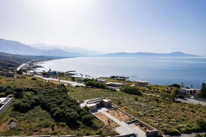 Sunset & sea views, 200m from the beach, ping pong gallery image 4