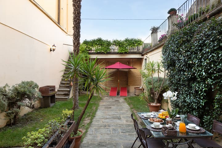 Cestello Villa In Town