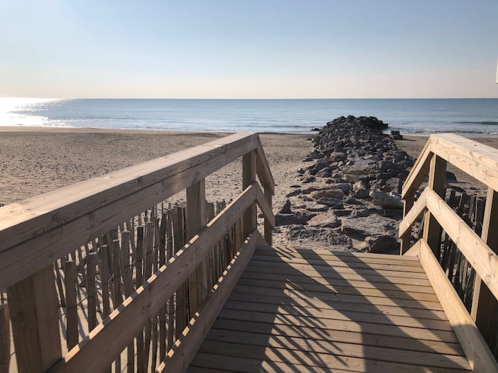 A Deux Pas De La Plage, Appartement Avec Jardin. - Plage de Frontignan