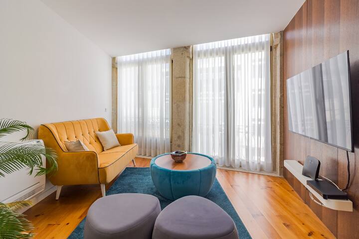 OHH – Padre António Vieira Flat – Train Station gallery image 4