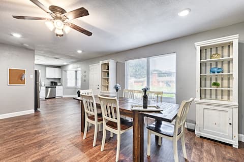 Hot Tub, Game Room, BBQ, Fire Pit, Walk to Park