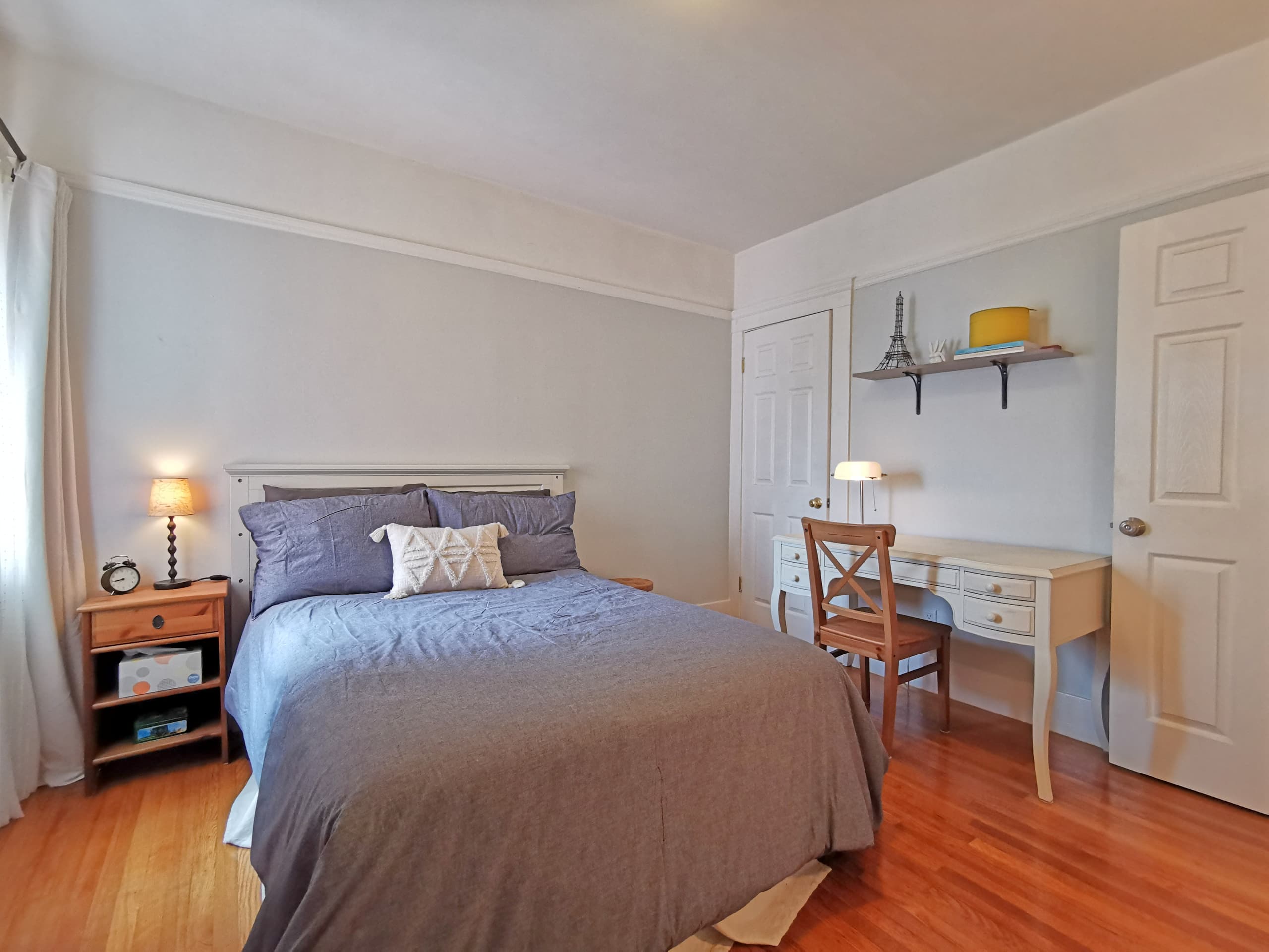 Home in San Francisco · ★4.84 · 2 bedrooms · 2 beds · 1 bath - Image 21