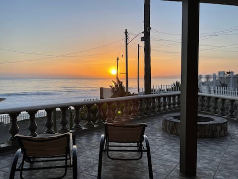 BAJA COZY BEACH FRONT HOME, SMALL PARADISE.