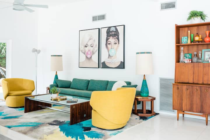 Mid-century Oasis - Heated Pool & Mountain Views - Palm Springs