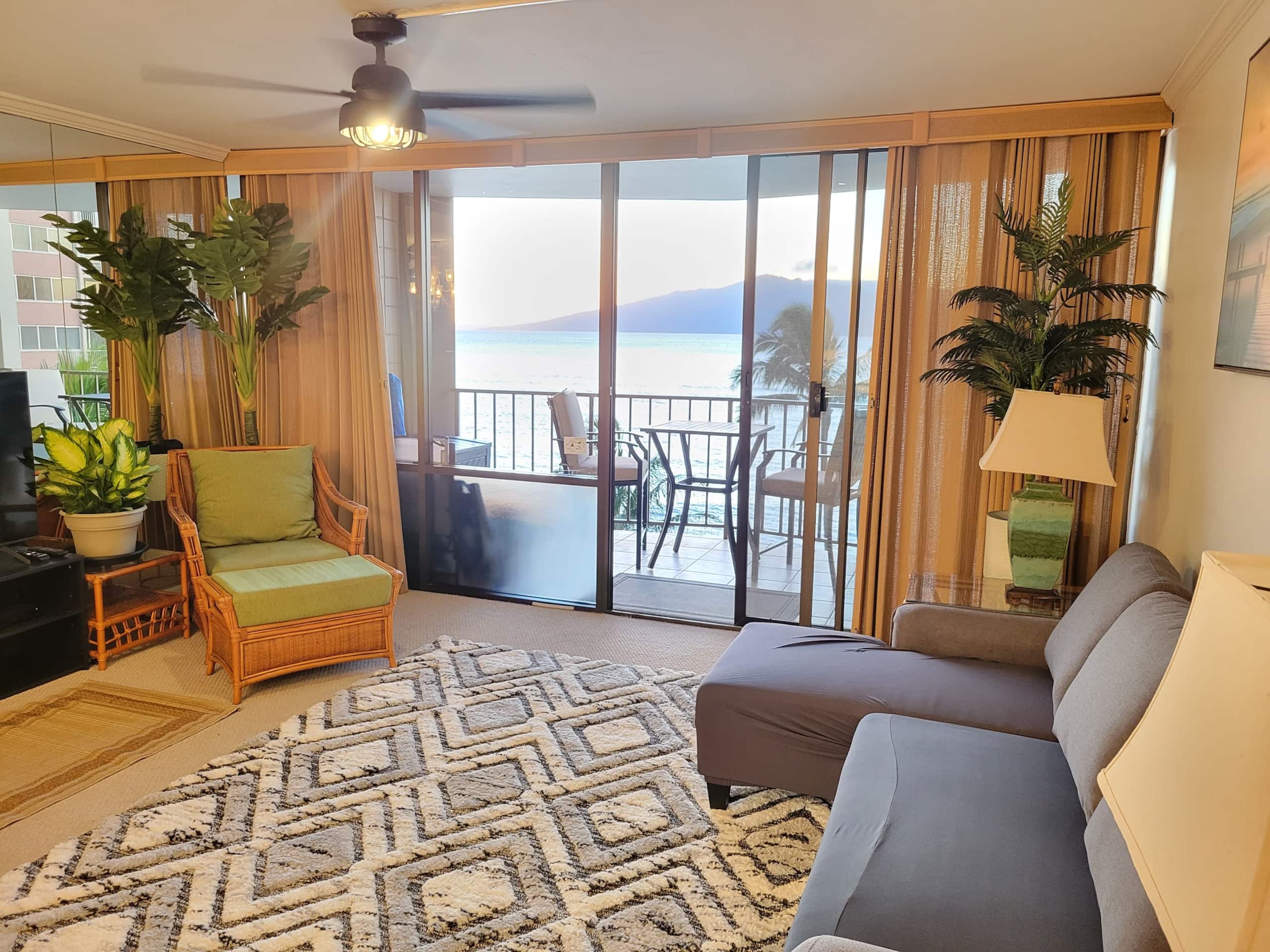 Condo in Lahaina · ★4.91 · 1 bedroom · 2 beds · 1 bath - Image 8