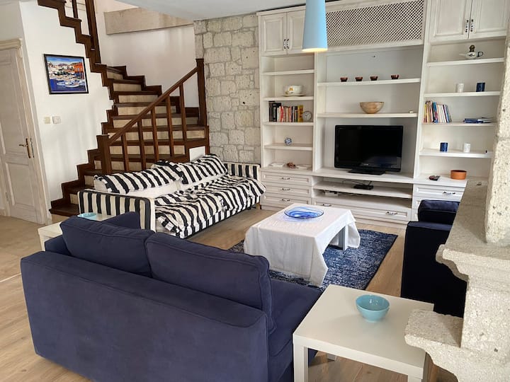 Entire Home In Alaçatı 3 Bedroom With Pool - Ovacık, Çeşme-Izmir, Türkei