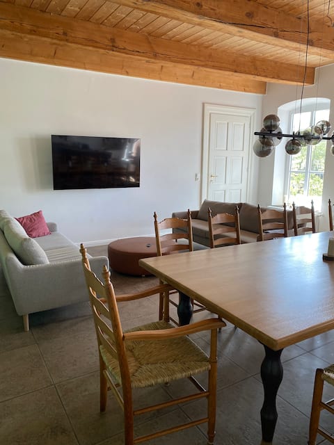 Beliebte Airbnb-Anzeige: Heini's kitchen at the Wilhelminenhof in Dornum