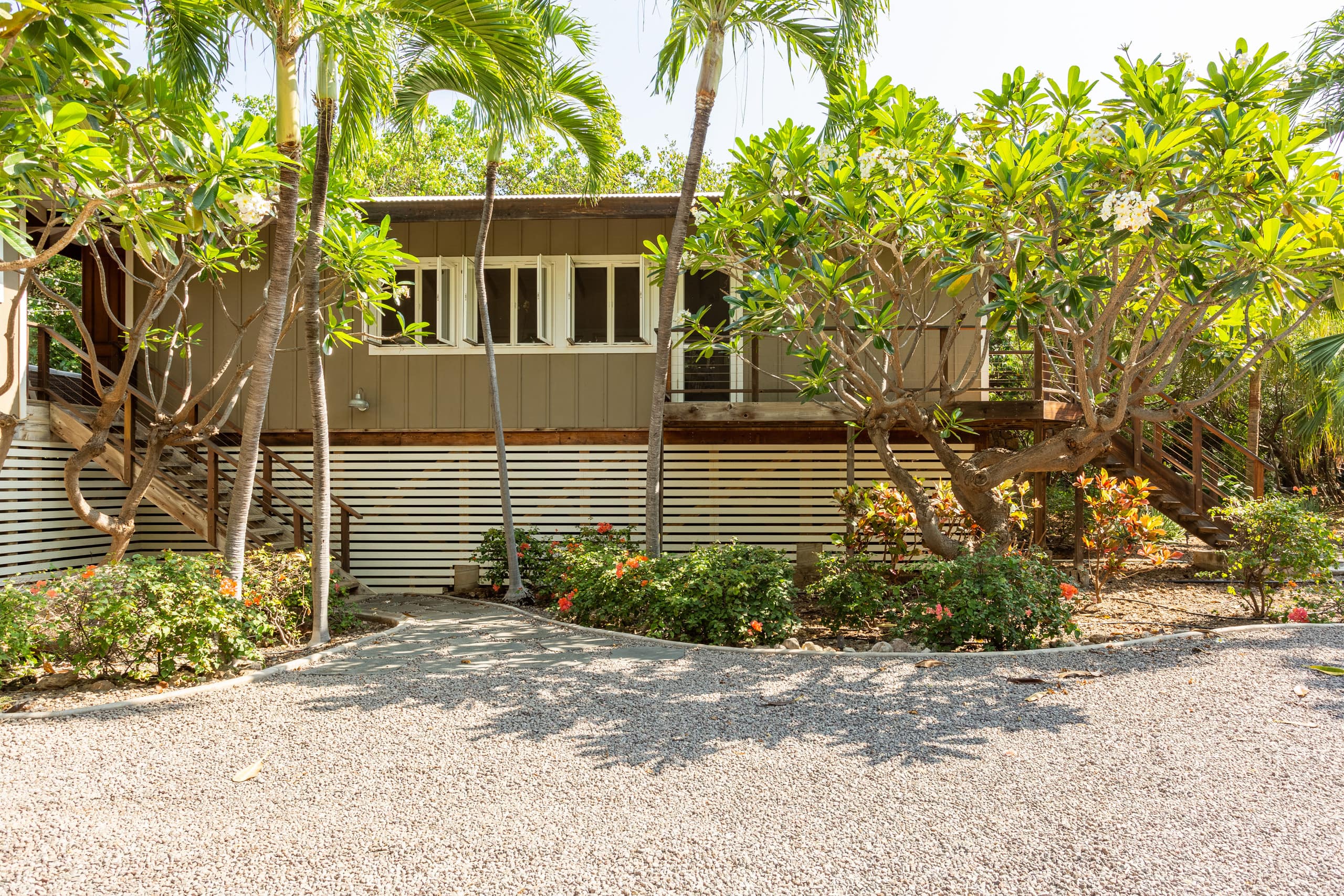 Home in Waimea · ★5.0 · 4 bedrooms · 6 beds · 4 baths - Image 88