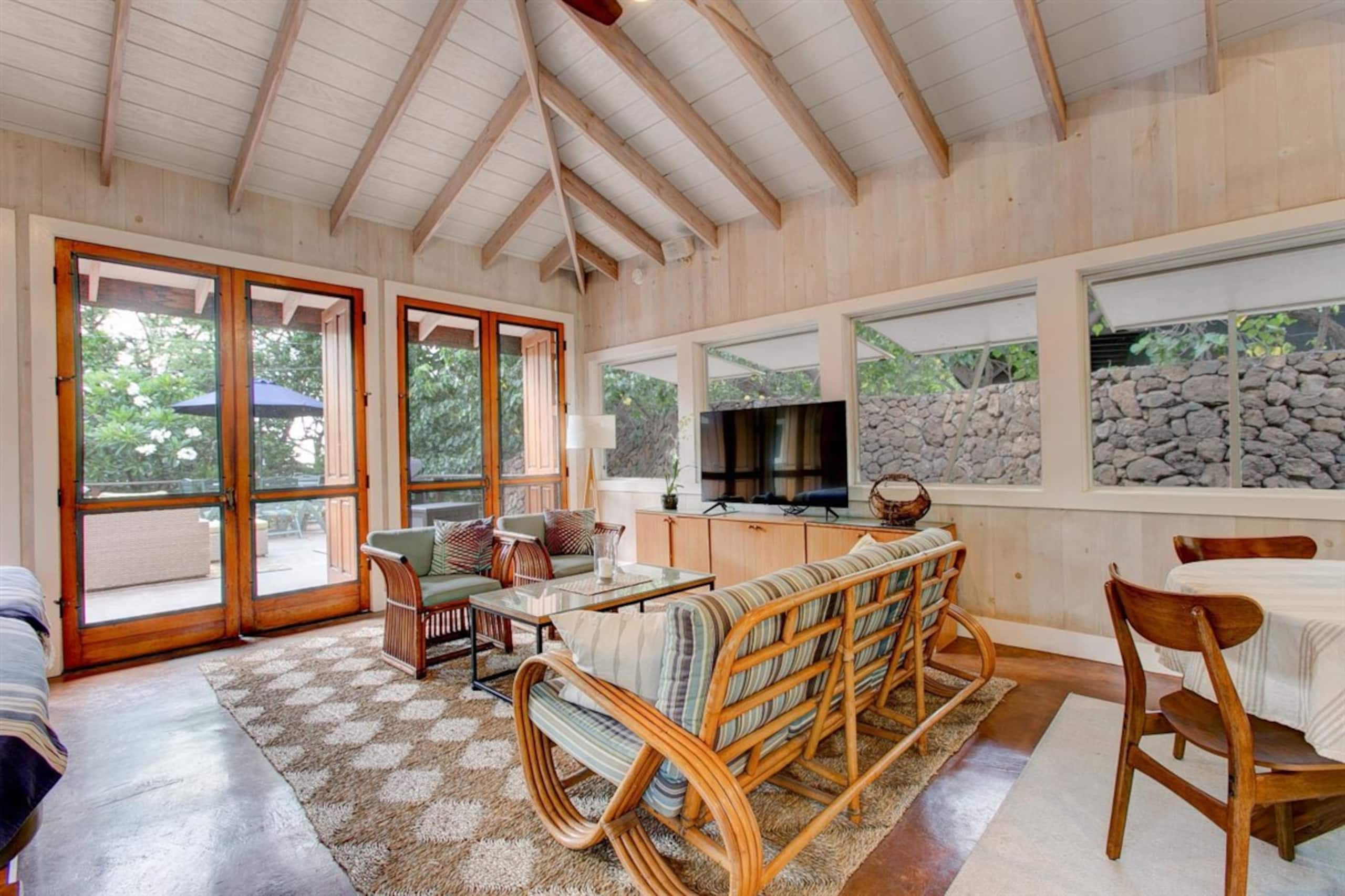 Home in Waimea · ★5.0 · 4 bedrooms · 6 beds · 4 baths - Image 1