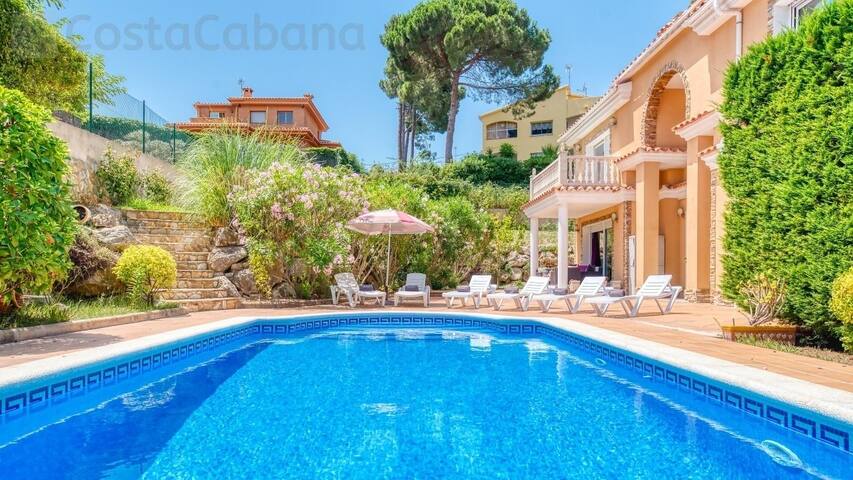 ♥ CostaCabana – Villa Primavera ♥ spacious rooms gallery image 3