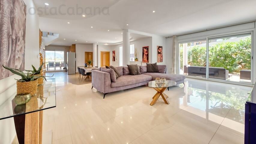 ♥ CostaCabana – Villa Primavera ♥ spacious rooms gallery image 5
