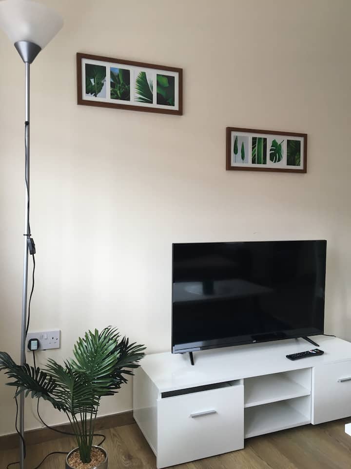 Modern 1-bedroom Flat Perfect For Match/city Break - Liverpool
