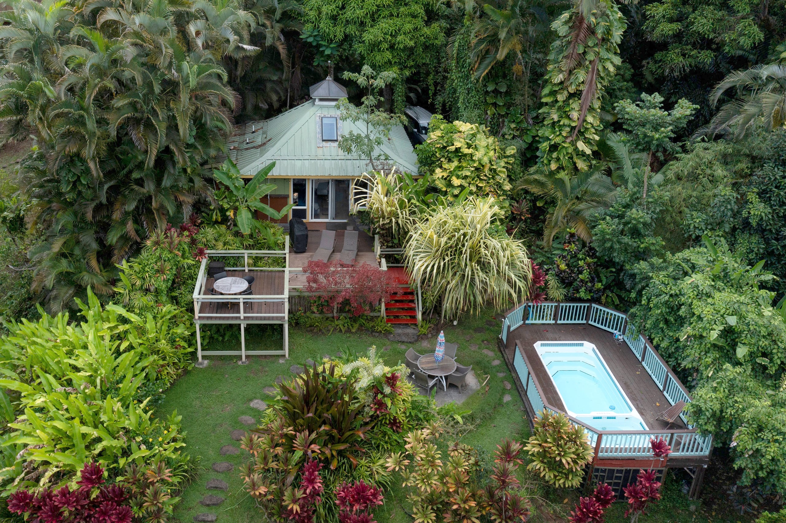 Romantic Garden Cottage,View! Pool! TVNC#1065 - Image 13